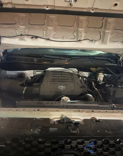 2019 Toyota Tundra Double Cab Sr z USA, uszkodzony, nr VIN 5TFRY5F14KX253121